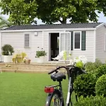 모텔 Bospark De Brenkberg *