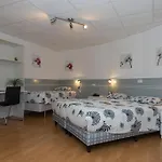 Bospark De Brenkberg Motel Schinveld